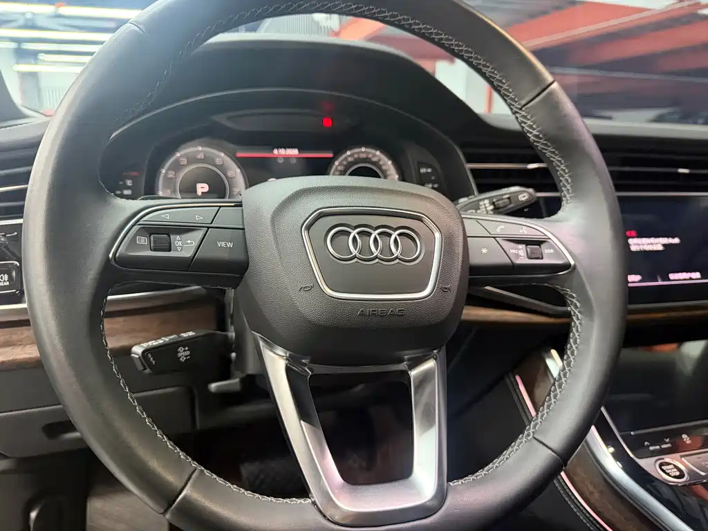 Audi Q7 — миниатюра 7