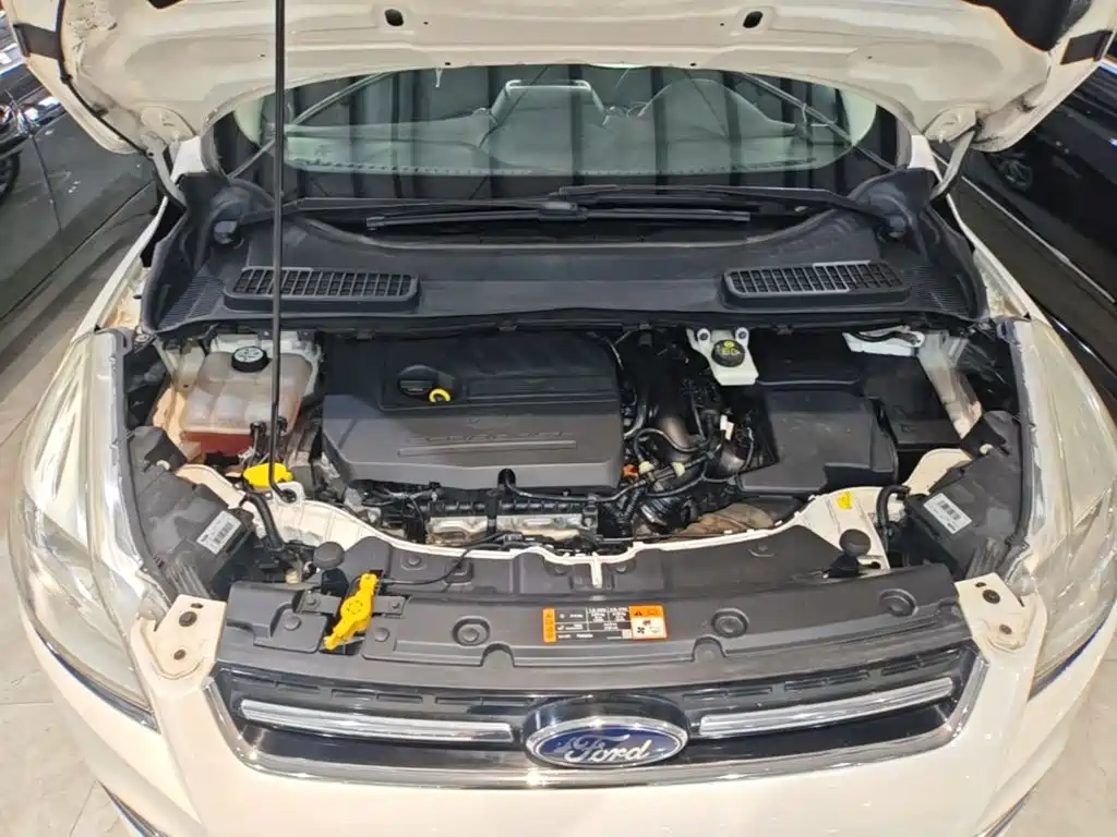 Ford Kuga — миниатюра 20