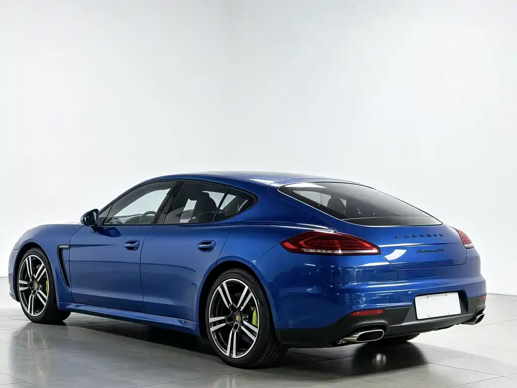 Porsche Panamera — миниатюра 9