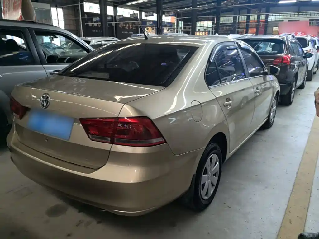 Volkswagen Santana — миниатюра 7