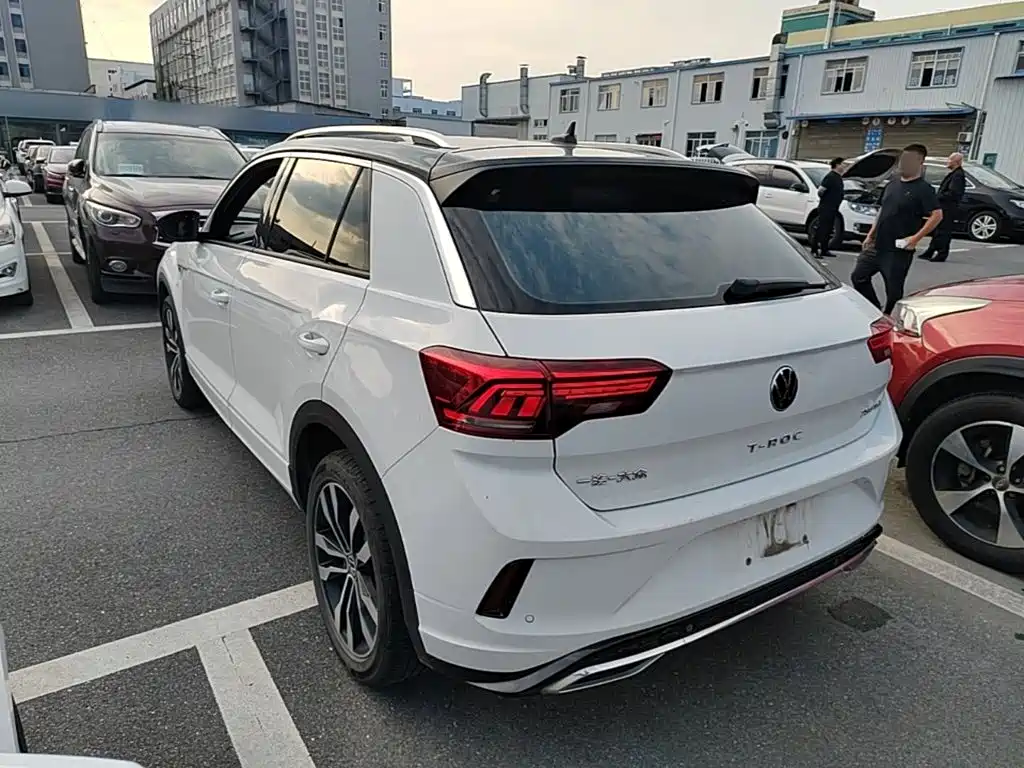 Volkswagen T-Roc — миниатюра 5