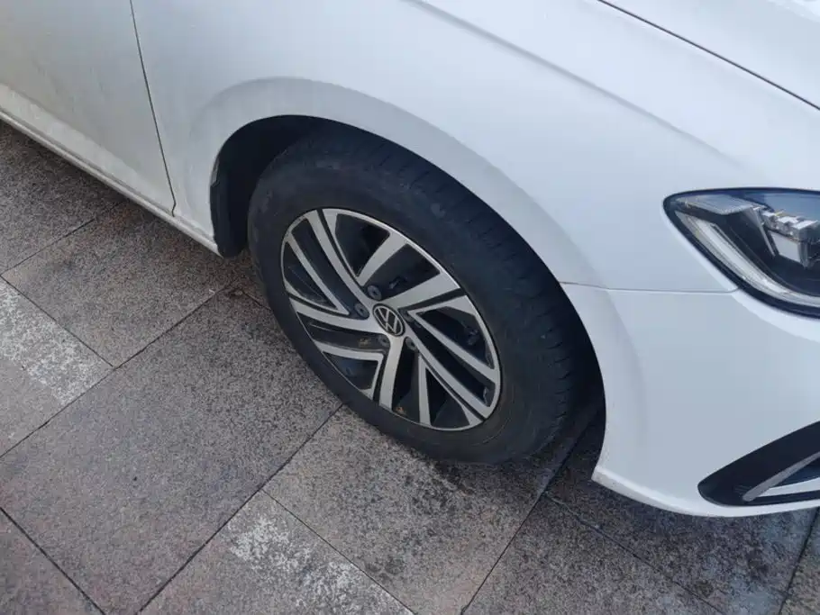 Volkswagen Lavida — миниатюра 6