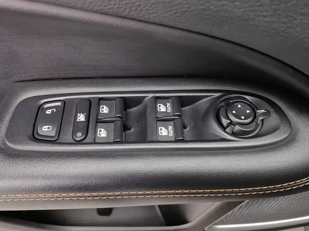 Jeep Compass — миниатюра 9