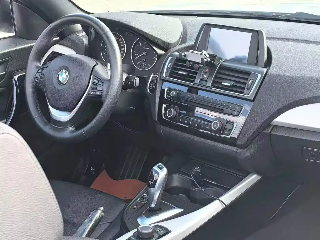 BMW 2 Series (Import) — миниатюра 4