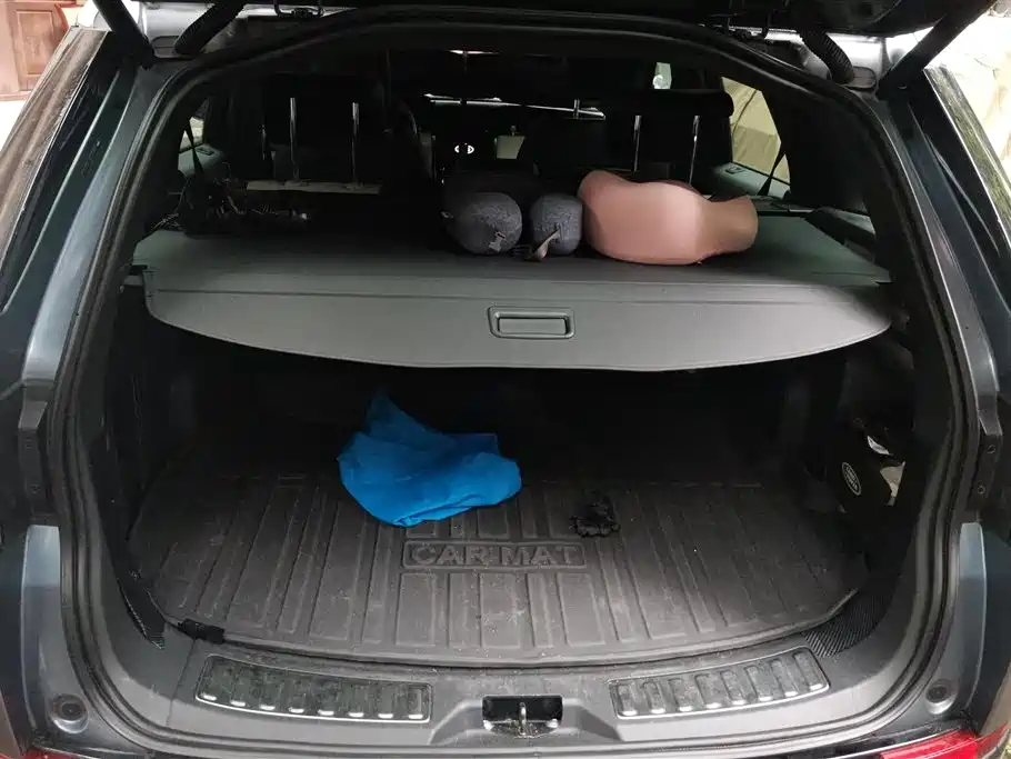 Land Rover Discovery Sport 2021 249PS R-Dynamic SE 5 мест