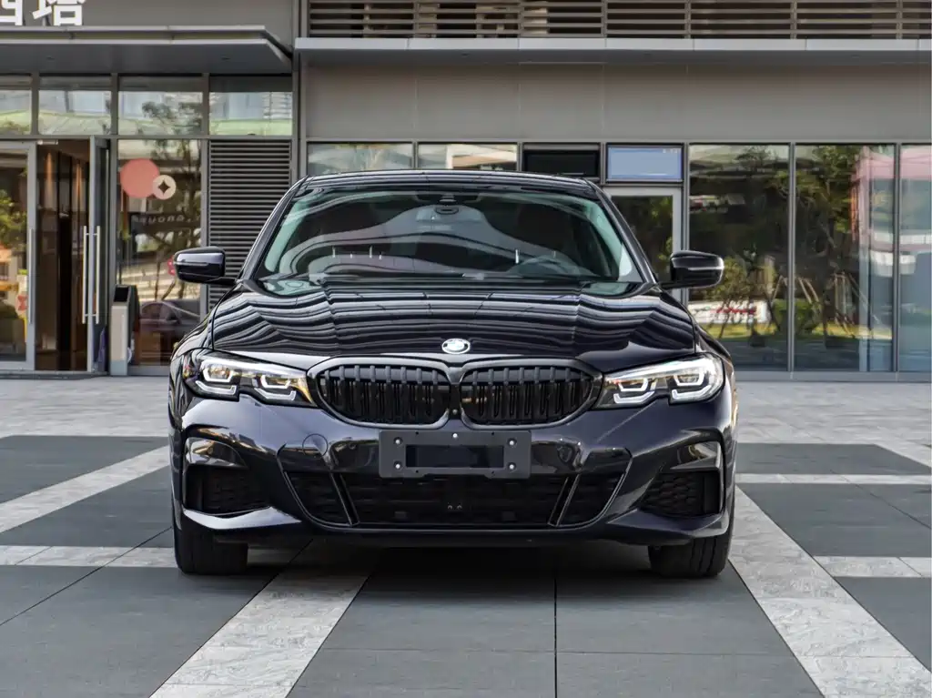 BMW 3 Series — миниатюра 3