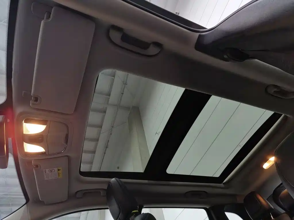 Jeep Cherokee — миниатюра 14