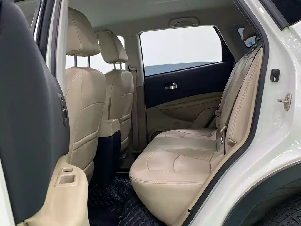 Nissan Qashqai — миниатюра 5