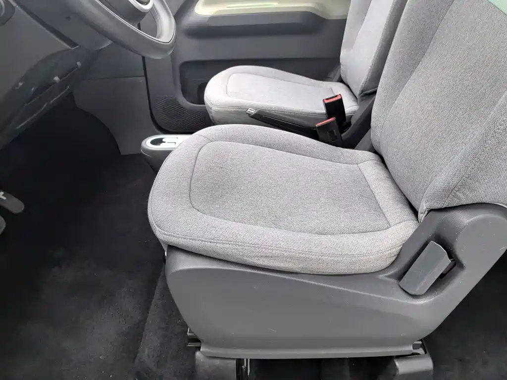 Wuling MINIEV — миниатюра 20