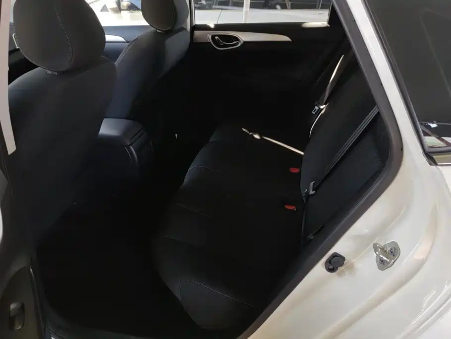 Nissan Sylphy — миниатюра 11