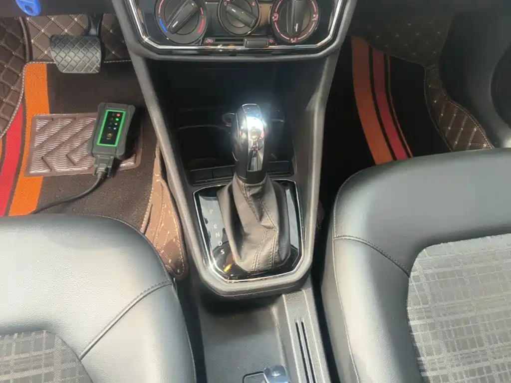 Volkswagen Jetta — миниатюра 14