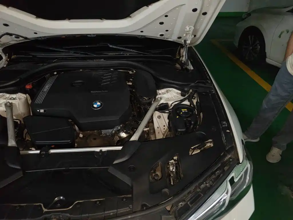 BMW 5 Series (Import) — миниатюра 20