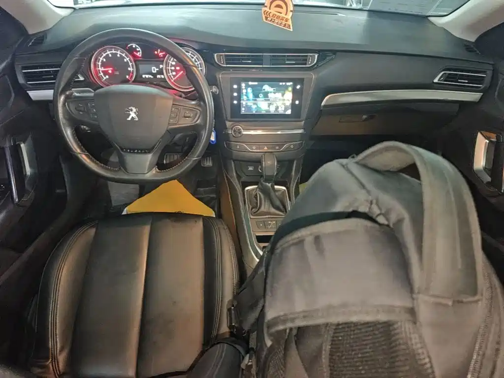 Peugeot 408 — миниатюра 10