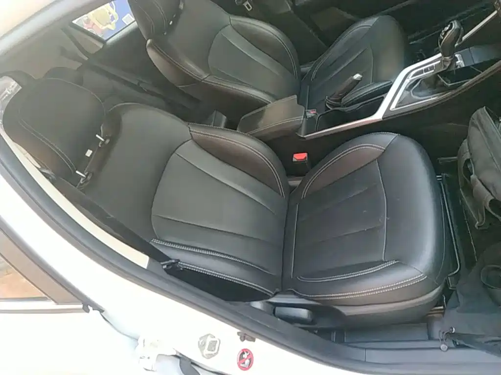 Geely Vision X3 — миниатюра 25
