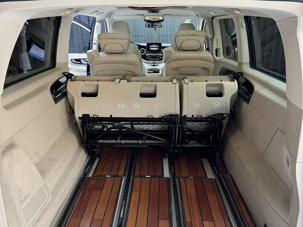 MERCEDES-BENZ V CLASS