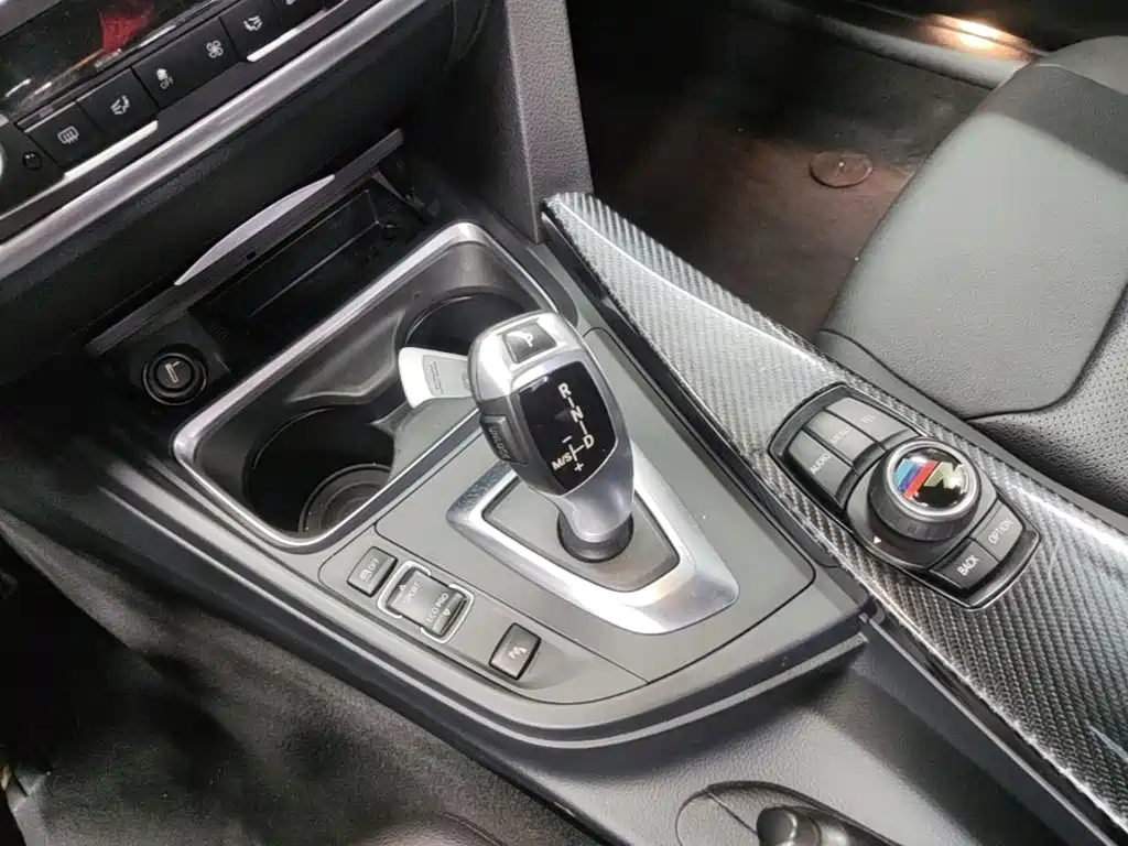 BMW 3 Series — миниатюра 14
