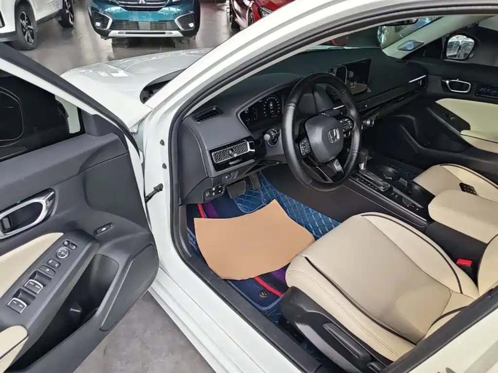 Honda Civic — миниатюра 16