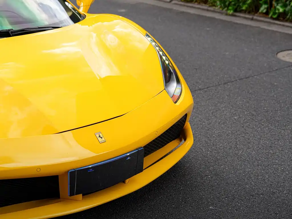 Ferrari 488 — миниатюра 6