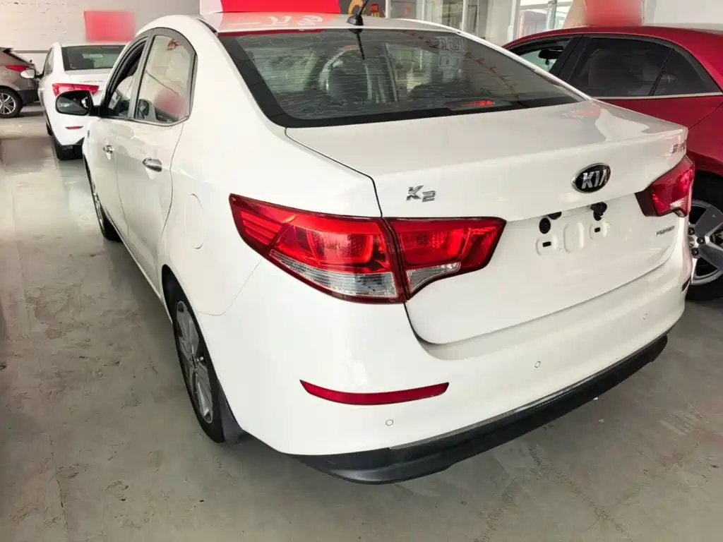 Kia K2 — миниатюра 5