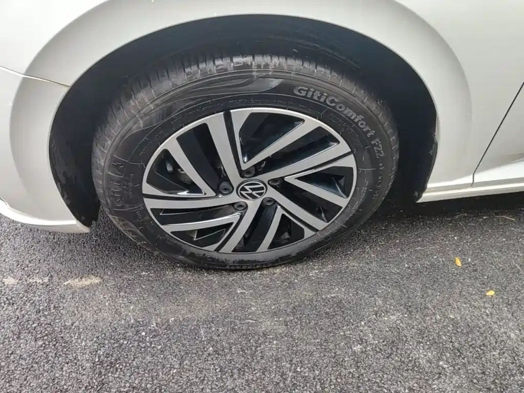 Volkswagen Lavida — миниатюра 23