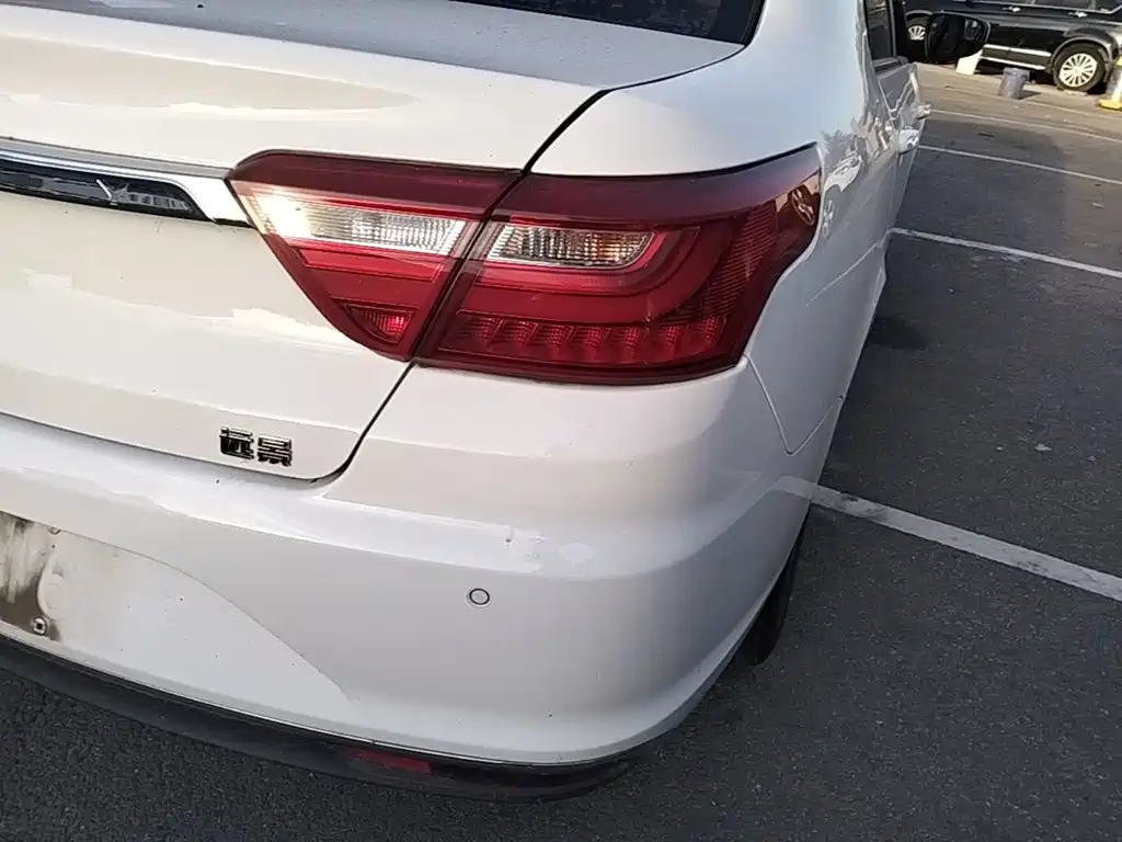Geely Vision — миниатюра 8