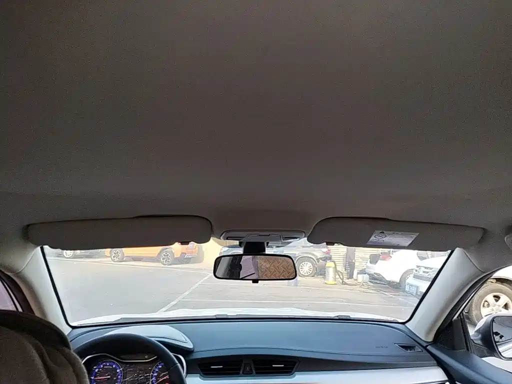 Geely Vision — миниатюра 18