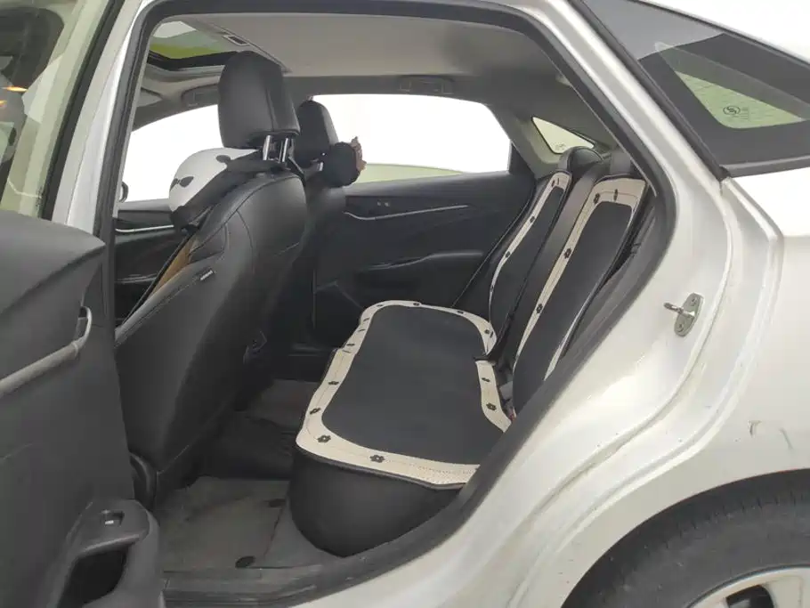 Buick Excelle — миниатюра 11