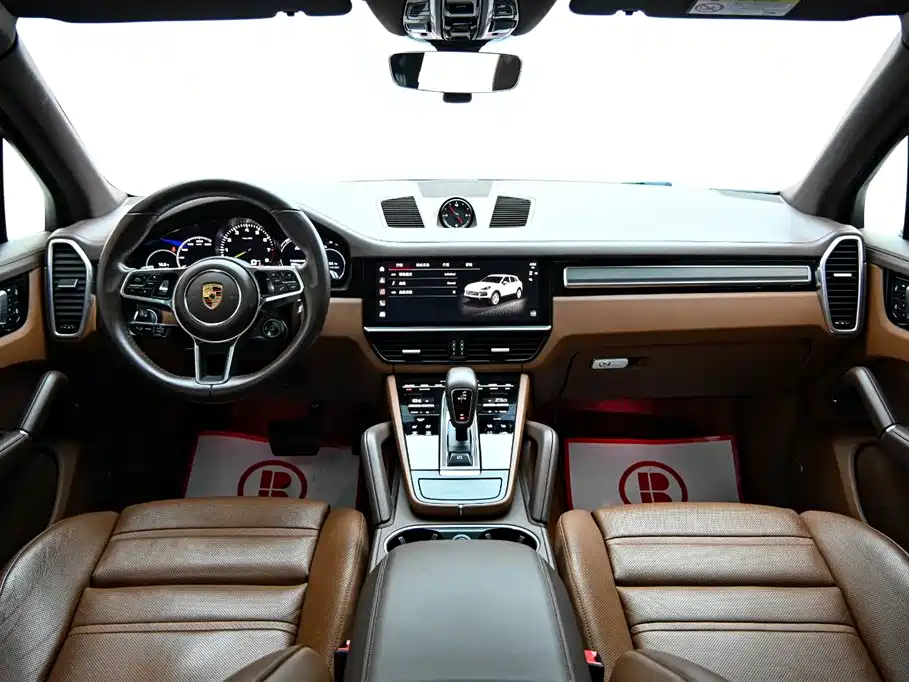 PORSCHE CAYENNE NEW ENERGY