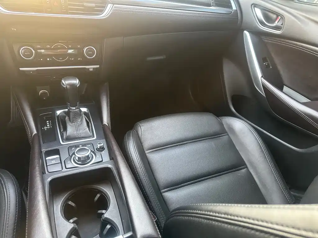 Mazda Atenza — миниатюра 6