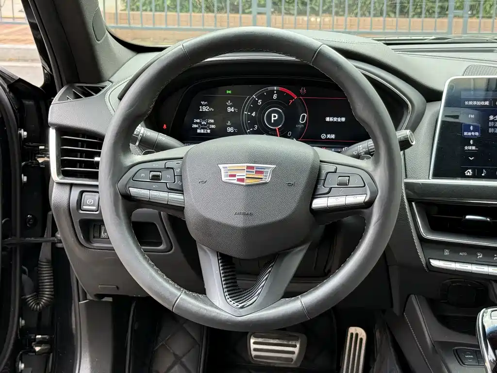 Cadillac CT5 — миниатюра 7