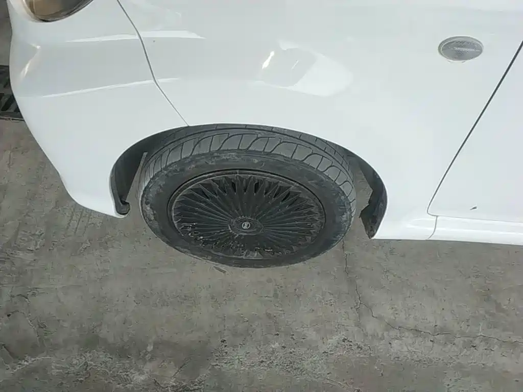 BYD e1 — миниатюра 23