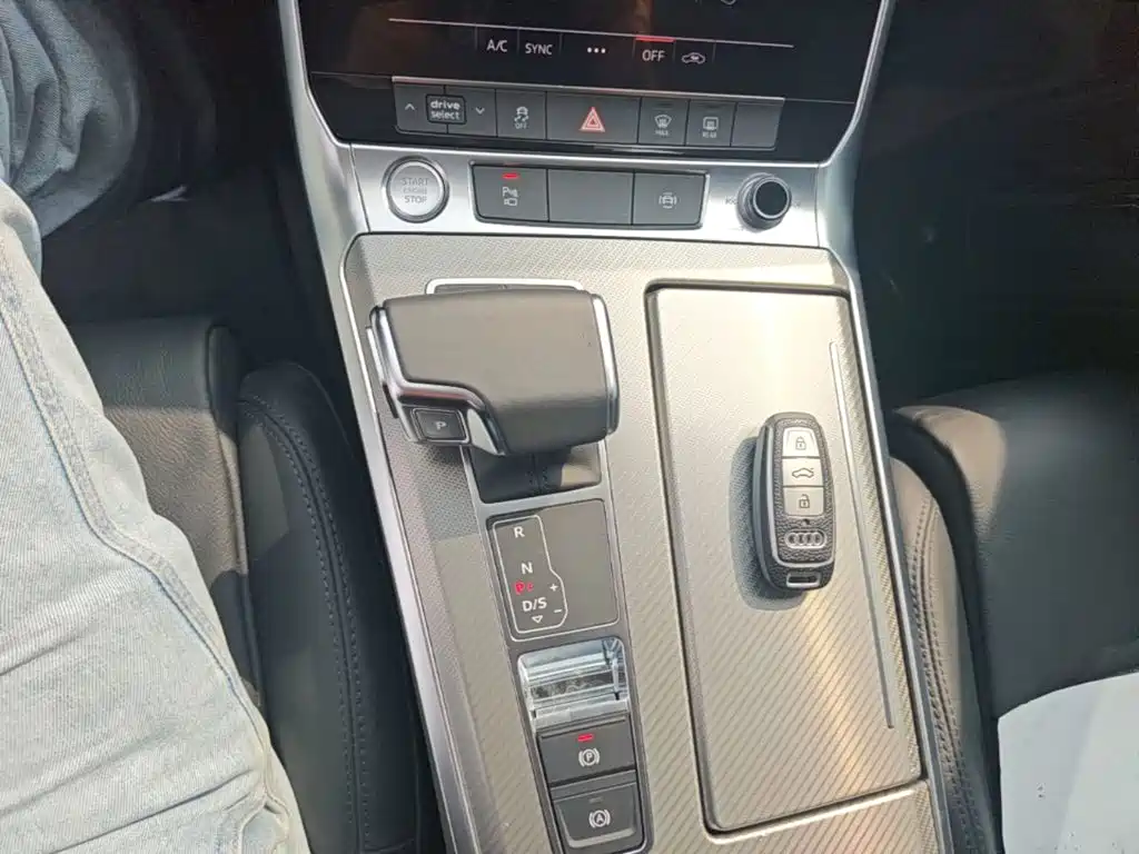Audi A6L — миниатюра 14