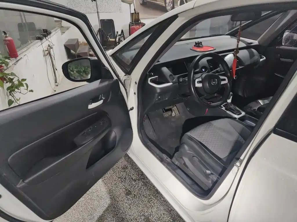 Honda Fit — миниатюра 12