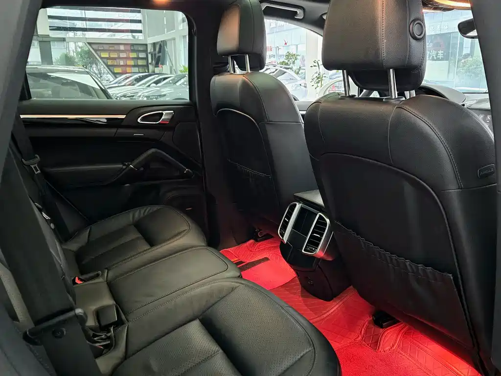 PORSCHE CAYENNE NEW ENERGY