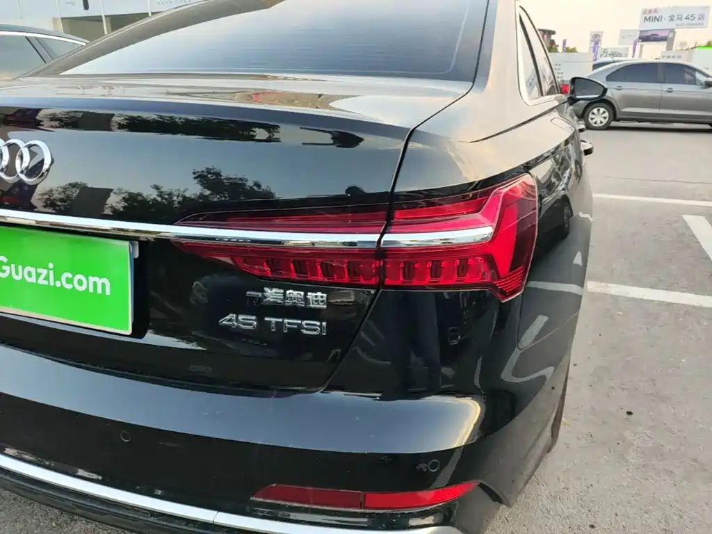 Audi A6L — миниатюра 8