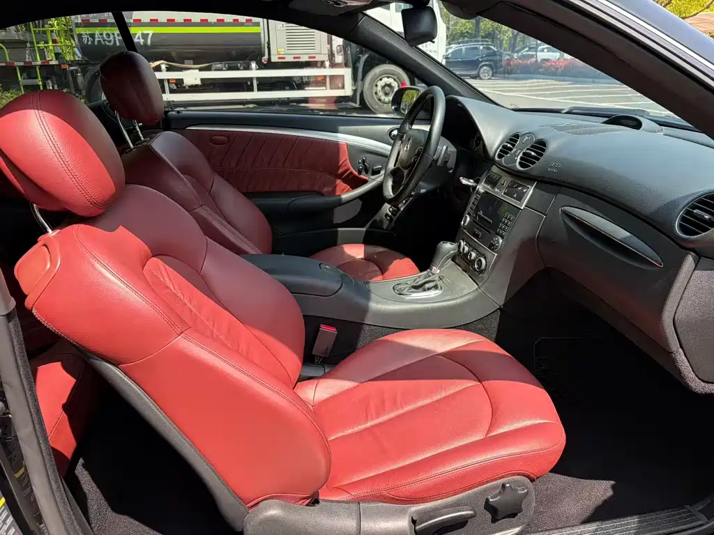 Mercedes-Benz CLK-Class — миниатюра 7