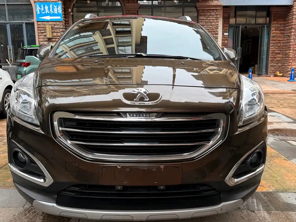 Peugeot 3008 2013 2.0L AT