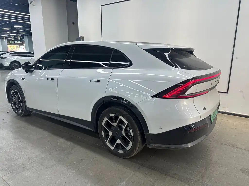XPeng G7 — миниатюра 2