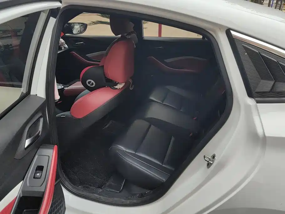 MG MG5 — миниатюра 11