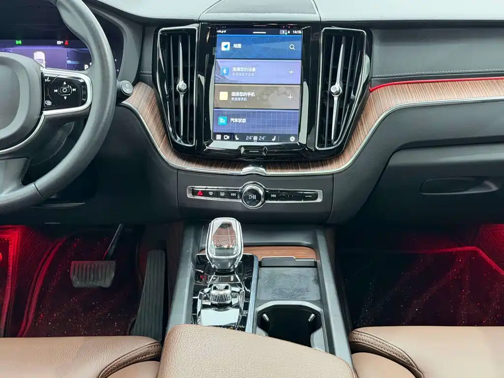 Volvo XC60 — миниатюра 22