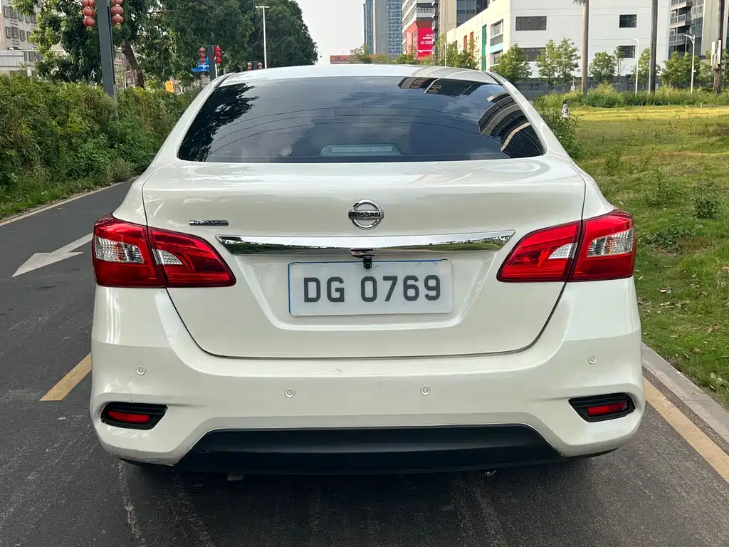 Nissan Sylphy — миниатюра 5