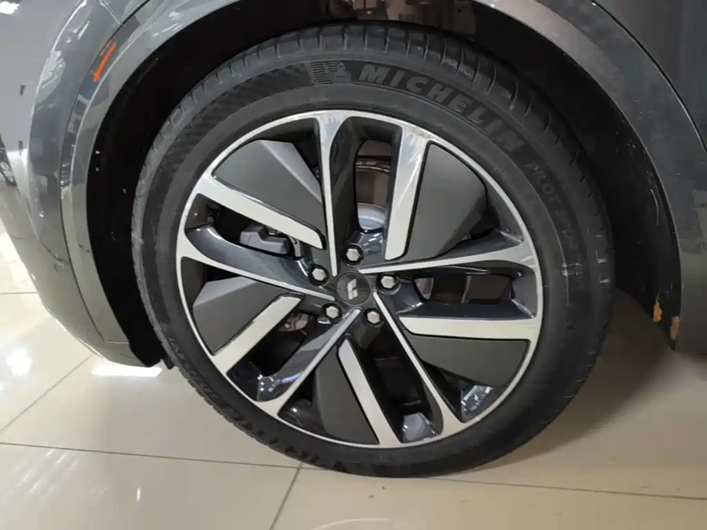 Li Auto Li L9 — миниатюра 23