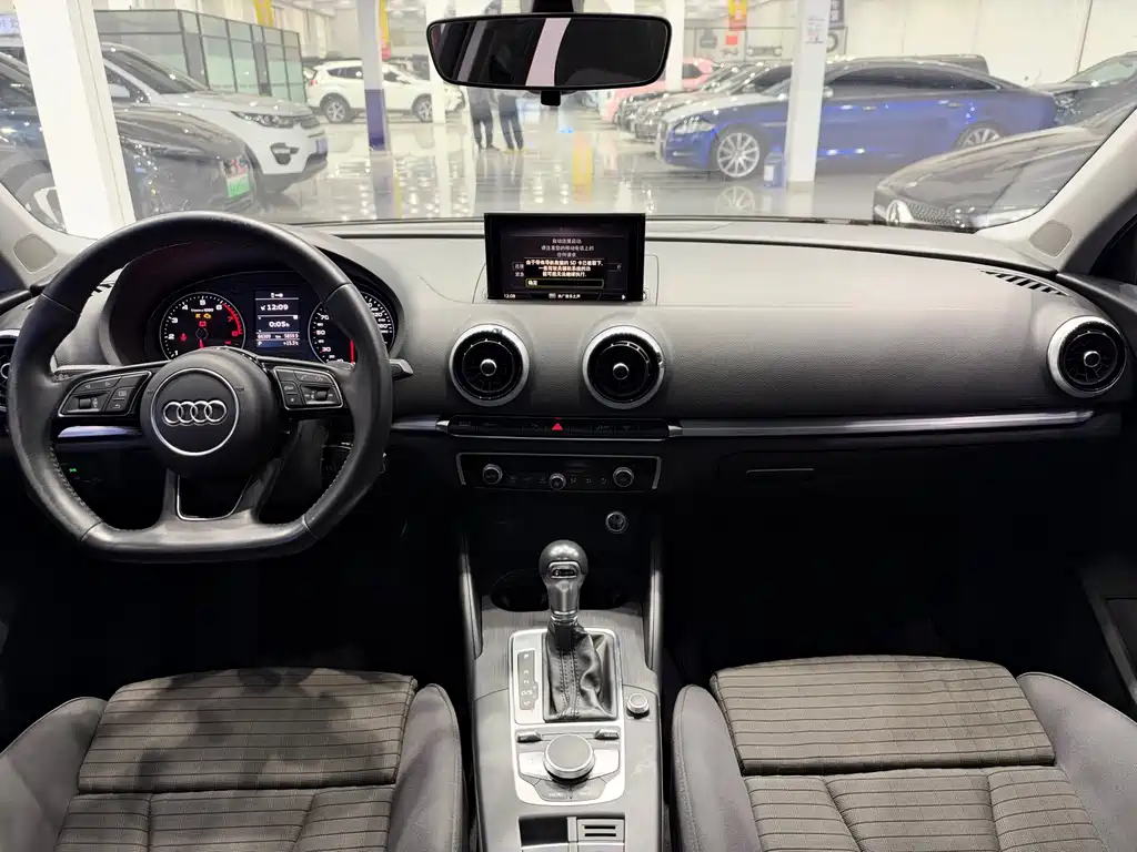 Audi A3 — миниатюра 9