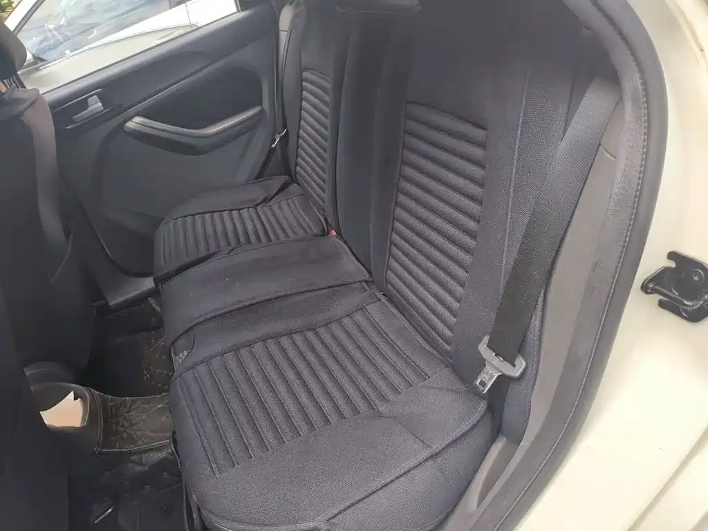 Ford Focus — миниатюра 15