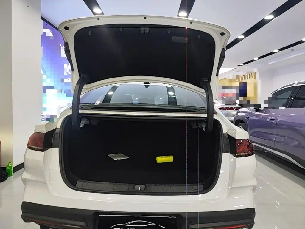 BYD Qin L — миниатюра 19