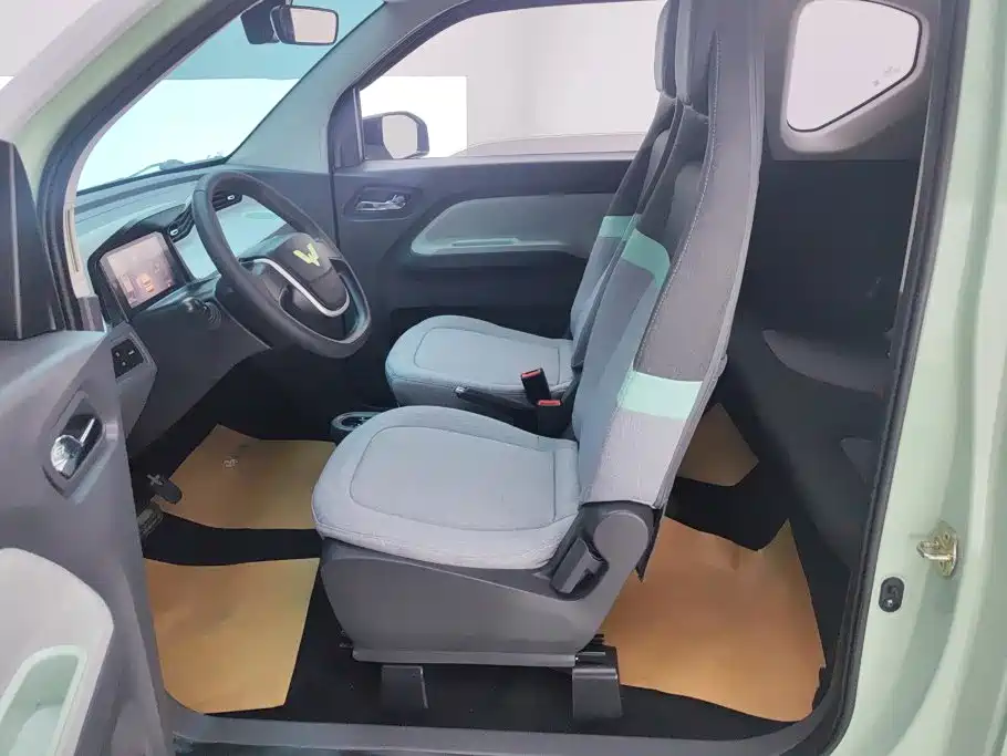 Wuling MINIEV — миниатюра 9