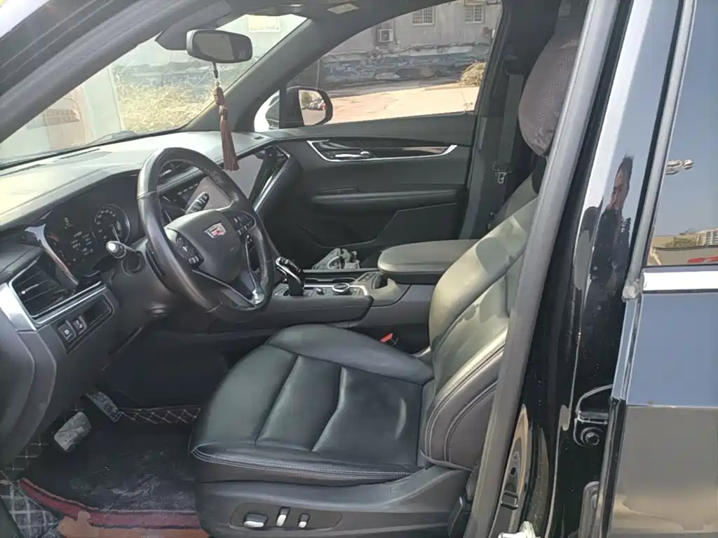 Cadillac XT6 — миниатюра 15