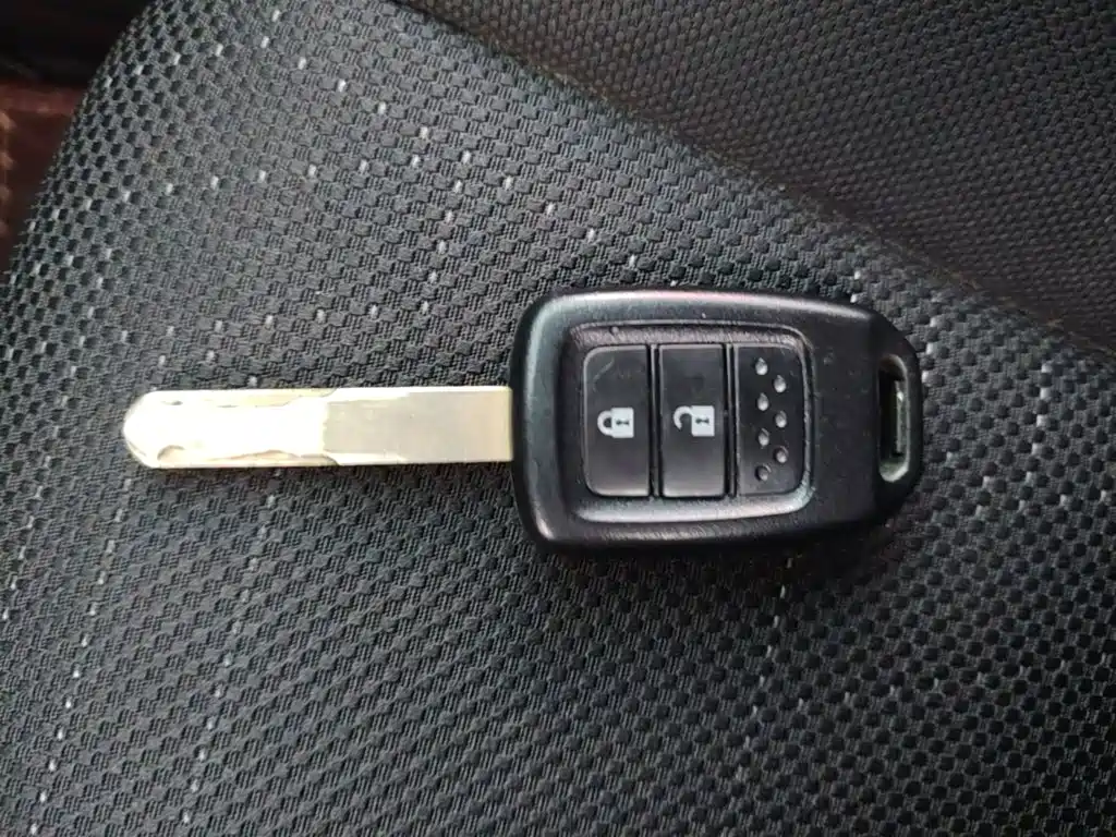 Honda Fit — миниатюра 9