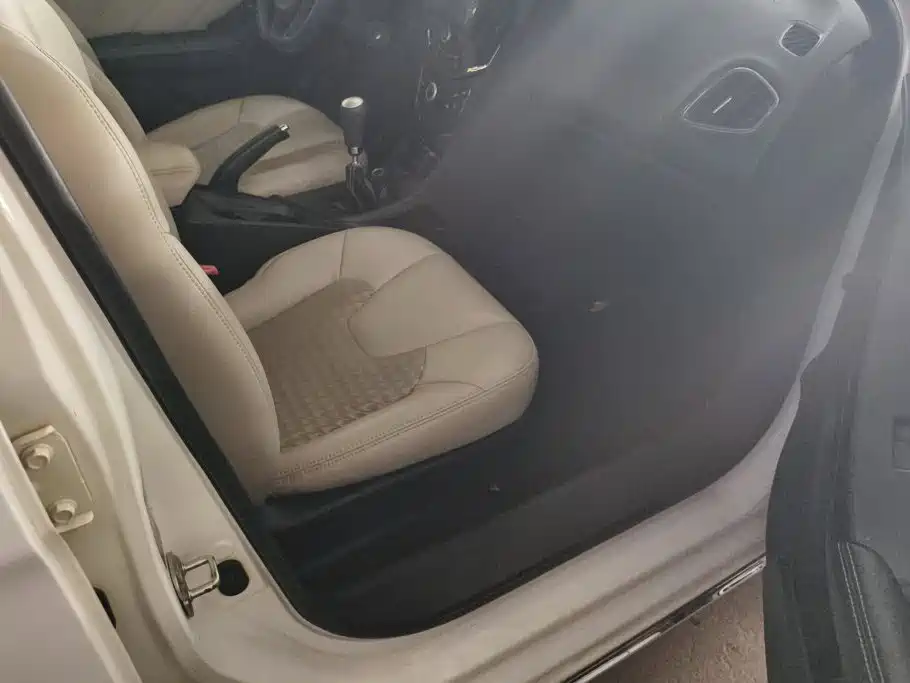 GAC Motor Trumpchi GA3S — миниатюра 8