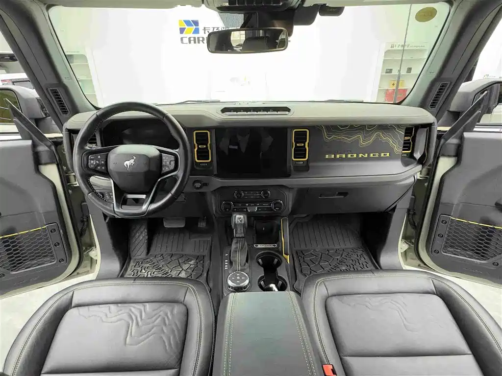 Ford Bronco — миниатюра 11